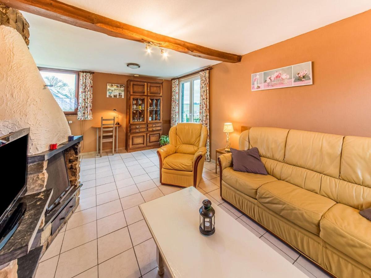 Modern Holiday Home In Lavacherie Sainte-Ode Экстерьер фото